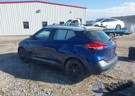 2019 Nissan Kicks Sr z USA, uszkodzony, nr VIN 3N1CP5CU7KL520533